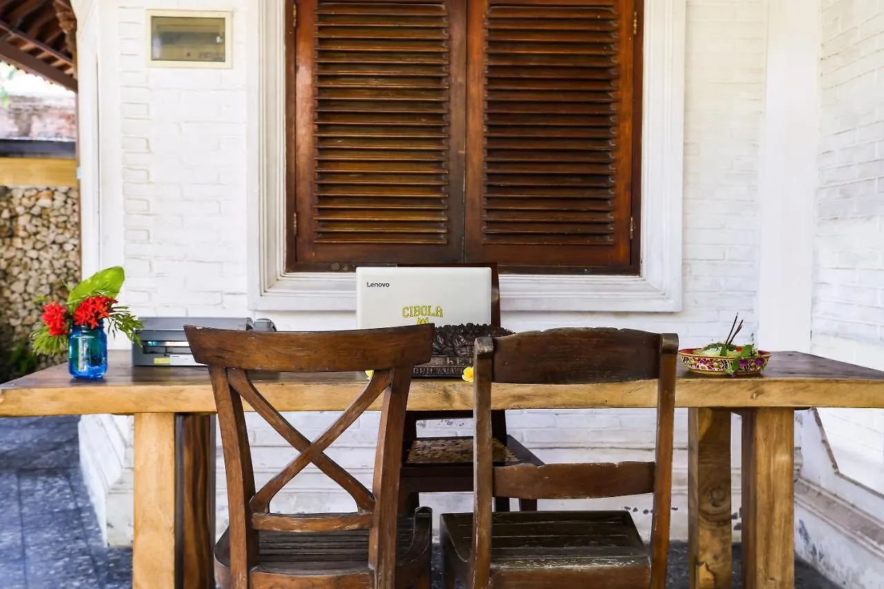Mimpi Bungalows Kuta  2*, Kuta (Bali)